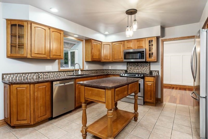 5329 Dallas, ROCKFORD, Illinois 61109, 5 Bedrooms Bedrooms, ,3 BathroomsBathrooms,House,For Sale,Dallas,202603616
