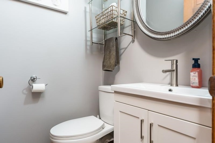 5329 Dallas, ROCKFORD, Illinois 61109, 5 Bedrooms Bedrooms, ,3 BathroomsBathrooms,House,For Sale,Dallas,202603616
