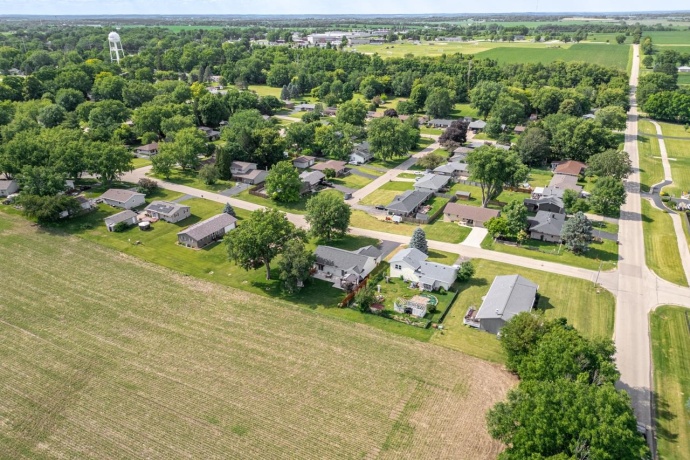 701 Mallard, WINNEBAGO, Illinois 61088, 4 Bedrooms Bedrooms, ,3 BathroomsBathrooms,House,For Sale,Mallard,202603619