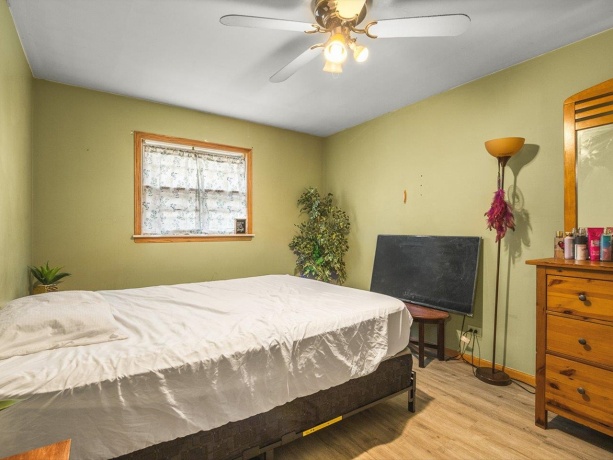 219 Walter, ELGIN, Illinois 60123, 3 Bedrooms Bedrooms, ,2 BathroomsBathrooms,House,For Sale,Walter,202603620