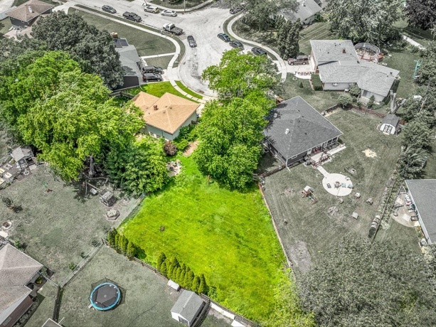 219 Walter, ELGIN, Illinois 60123, 3 Bedrooms Bedrooms, ,2 BathroomsBathrooms,House,For Sale,Walter,202603620