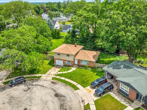 219 Walter, ELGIN, Illinois 60123, 3 Bedrooms Bedrooms, ,2 BathroomsBathrooms,House,For Sale,Walter,202603620