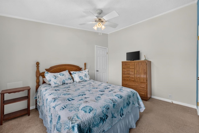 5604 IRVING, MACHESNEY PARK, Illinois 61115, 3 Bedrooms Bedrooms, ,2 BathroomsBathrooms,House,For Sale,IRVING,202603621