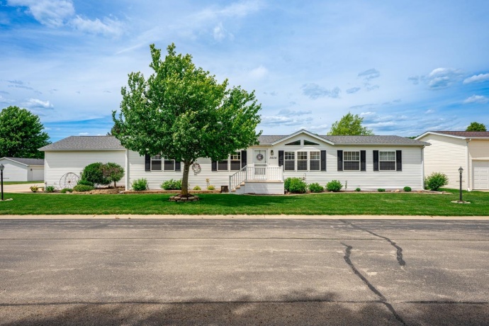 5604 IRVING, MACHESNEY PARK, Illinois 61115, 3 Bedrooms Bedrooms, ,2 BathroomsBathrooms,House,For Sale,IRVING,202603621