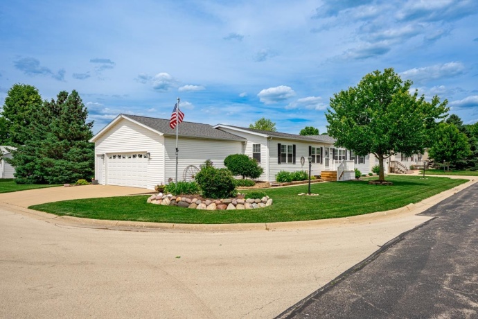 5604 IRVING, MACHESNEY PARK, Illinois 61115, 3 Bedrooms Bedrooms, ,2 BathroomsBathrooms,House,For Sale,IRVING,202603621