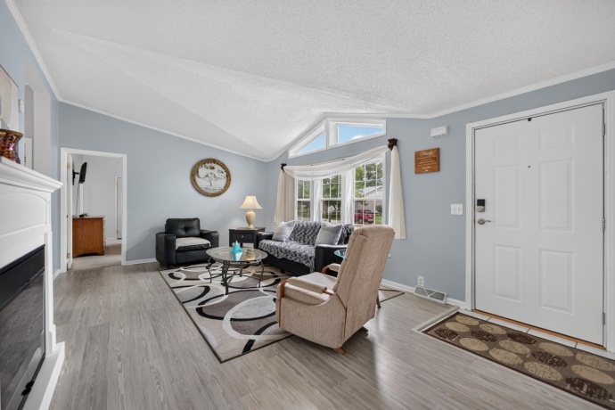 5604 IRVING, MACHESNEY PARK, Illinois 61115, 3 Bedrooms Bedrooms, ,2 BathroomsBathrooms,House,For Sale,IRVING,202603621