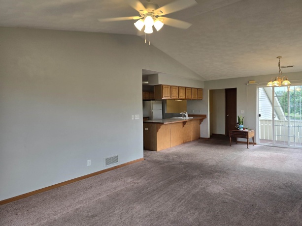 7716 Creek Bend, ROCKFORD, Illinois 61114, 2 Bedrooms Bedrooms, ,2 BathroomsBathrooms,Condominium,For Sale,Creek Bend,202603623