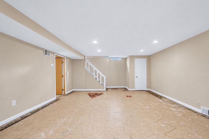 208 ROBERT, ROCKFORD, Illinois 61107, 3 Bedrooms Bedrooms, ,2 BathroomsBathrooms,House,For Sale,ROBERT,202603622
