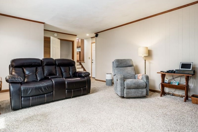 3803 Hemlock, ROCKFORD, Illinois 61107, 3 Bedrooms Bedrooms, ,1 BathroomBathrooms,House,For Sale,Hemlock,202603625