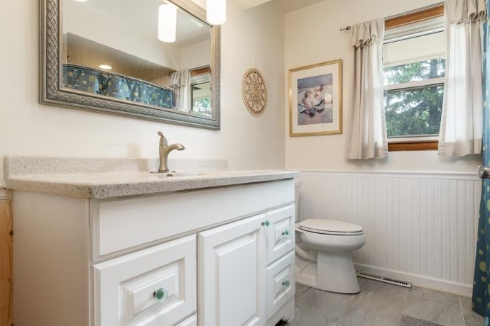 3803 Hemlock, ROCKFORD, Illinois 61107, 3 Bedrooms Bedrooms, ,1 BathroomBathrooms,House,For Sale,Hemlock,202603625