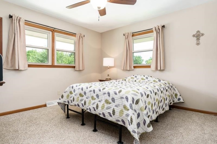 3803 Hemlock, ROCKFORD, Illinois 61107, 3 Bedrooms Bedrooms, ,1 BathroomBathrooms,House,For Sale,Hemlock,202603625