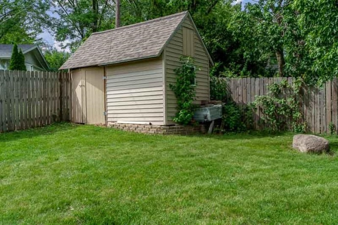 3803 Hemlock, ROCKFORD, Illinois 61107, 3 Bedrooms Bedrooms, ,1 BathroomBathrooms,House,For Sale,Hemlock,202603625
