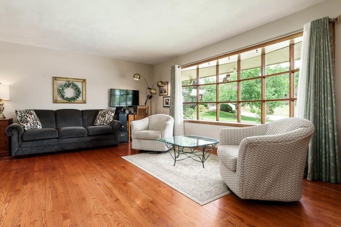 3803 Hemlock, ROCKFORD, Illinois 61107, 3 Bedrooms Bedrooms, ,1 BathroomBathrooms,House,For Sale,Hemlock,202603625