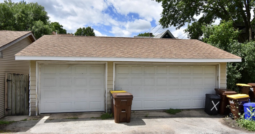 412 1st, ROCKFORD, Illinois 61104, ,2 Units,For Sale,1st,202603627
