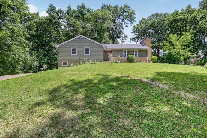 2547 Florence, BELOIT, Wisconsin 53511, 3 Bedrooms Bedrooms, ,2 BathroomsBathrooms,House,For Sale,Florence,202603628