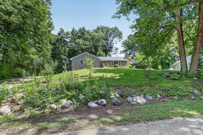 2547 Florence, BELOIT, Wisconsin 53511, 3 Bedrooms Bedrooms, ,2 BathroomsBathrooms,House,For Sale,Florence,202603628