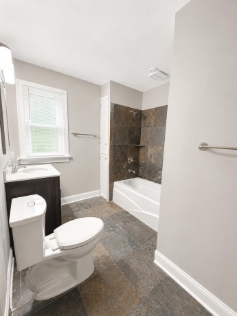 325 Camlin avenue, ROCKFORD, Illinois 61103, 3 Bedrooms Bedrooms, ,2 BathroomsBathrooms,House,For Sale,Camlin avenue,202603632