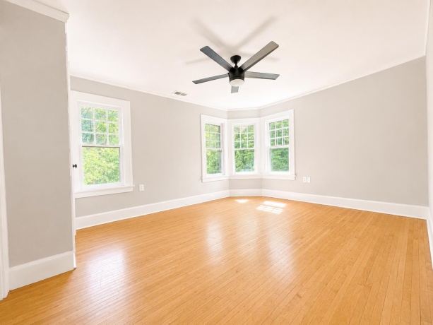 325 Camlin avenue, ROCKFORD, Illinois 61103, 3 Bedrooms Bedrooms, ,2 BathroomsBathrooms,House,For Sale,Camlin avenue,202603632