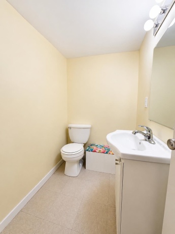 325 Camlin avenue, ROCKFORD, Illinois 61103, 3 Bedrooms Bedrooms, ,2 BathroomsBathrooms,House,For Sale,Camlin avenue,202603632