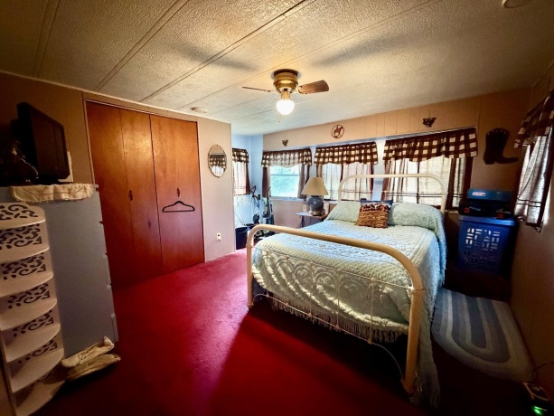 5172 Locust, THOMSON, Illinois 61285, 1 Bedroom Bedrooms, ,2 BathroomsBathrooms,House,For Sale,Locust,202603633