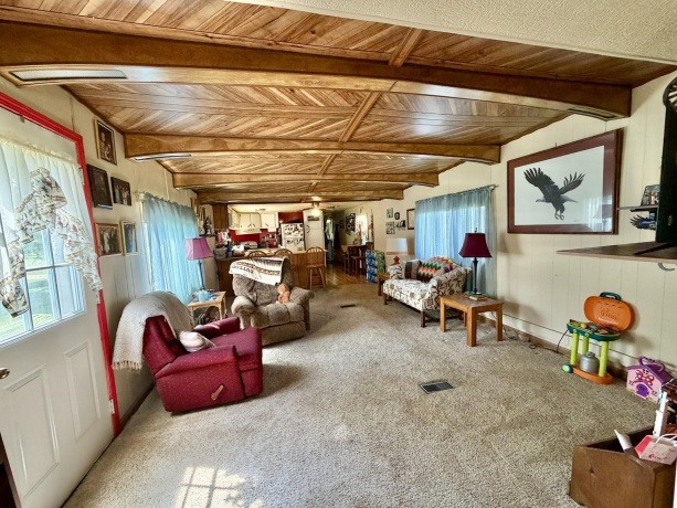 5172 Locust, THOMSON, Illinois 61285, 1 Bedroom Bedrooms, ,2 BathroomsBathrooms,House,For Sale,Locust,202603633