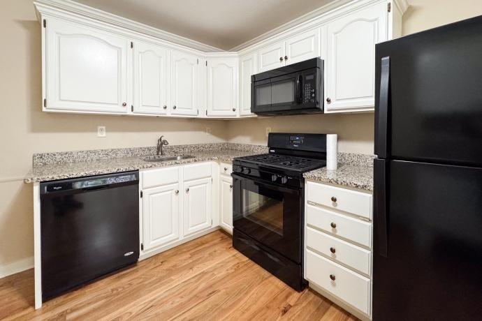 2610 Pelham, ROCKFORD, Illinois 61107, 3 Bedrooms Bedrooms, ,2 BathroomsBathrooms,House,For Sale,Pelham,202603638