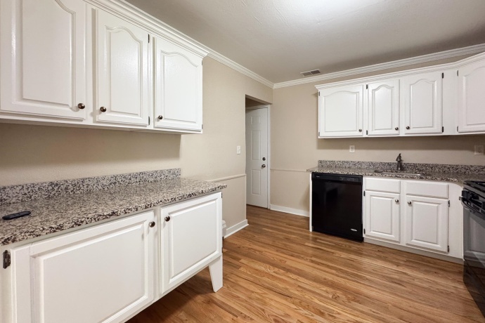 2610 Pelham, ROCKFORD, Illinois 61107, 3 Bedrooms Bedrooms, ,2 BathroomsBathrooms,House,For Sale,Pelham,202603638
