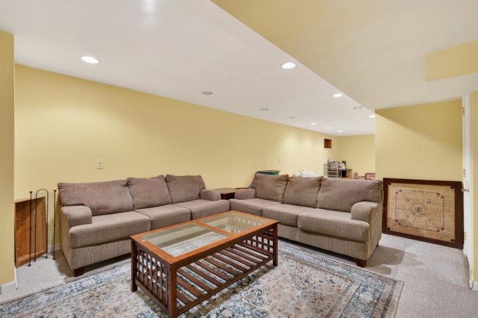 1505 Conlin, BELVIDERE, Illinois 61008, 4 Bedrooms Bedrooms, ,2 BathroomsBathrooms,House,For Sale,Conlin,202603640