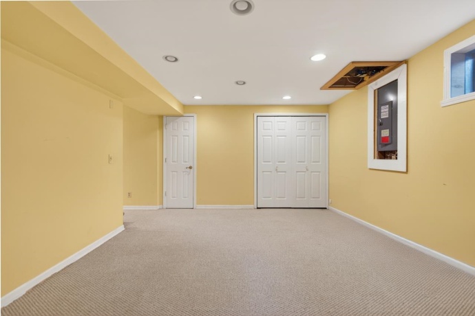 1505 Conlin, BELVIDERE, Illinois 61008, 4 Bedrooms Bedrooms, ,2 BathroomsBathrooms,House,For Sale,Conlin,202603640