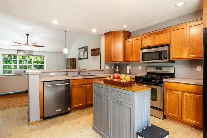 156 RIVER WOODS, ROCKTON, Illinois 61072, 3 Bedrooms Bedrooms, ,3 BathroomsBathrooms,Condominium,For Sale,RIVER WOODS,202603636