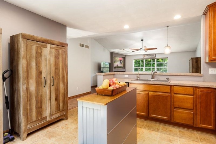 156 RIVER WOODS, ROCKTON, Illinois 61072, 3 Bedrooms Bedrooms, ,3 BathroomsBathrooms,Condominium,For Sale,RIVER WOODS,202603636