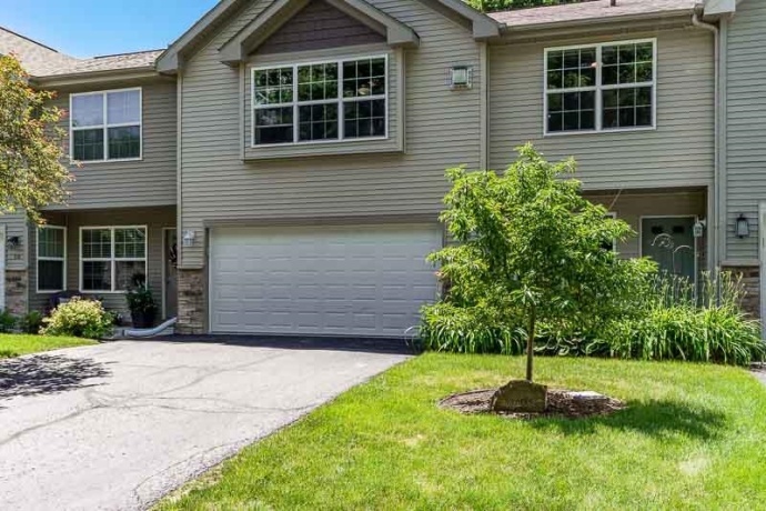 156 RIVER WOODS, ROCKTON, Illinois 61072, 3 Bedrooms Bedrooms, ,3 BathroomsBathrooms,Condominium,For Sale,RIVER WOODS,202603636