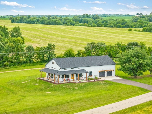 26-1 Lake Carroll, LAKE CARROLL, Illinois 61046, 3 Bedrooms Bedrooms, ,2 BathroomsBathrooms,House,For Sale,Lake Carroll,202603641