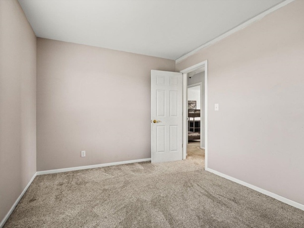 2625 Winfield, BELVIDERE, Illinois 61008, 5 Bedrooms Bedrooms, ,2 BathroomsBathrooms,House,For Sale,Winfield,202603642