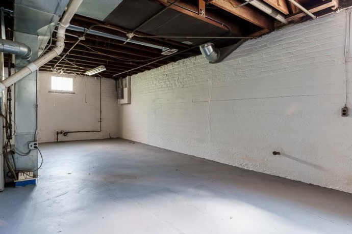 1818 2ND, ROCKFORD, Illinois 61104, 3 Bedrooms Bedrooms, ,1 BathroomBathrooms,House,For Sale,2ND,202603643