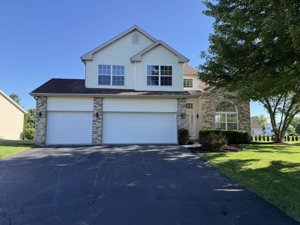 470 Prairie Knoll, POPLAR GROVE, Illinois 61065, 4 Bedrooms Bedrooms, ,2 BathroomsBathrooms,House,For Sale,Prairie Knoll,202603644