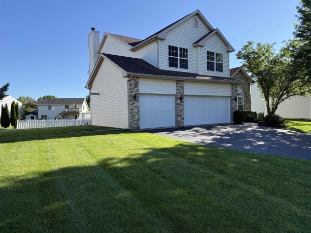 470 Prairie Knoll, POPLAR GROVE, Illinois 61065, 4 Bedrooms Bedrooms, ,2 BathroomsBathrooms,House,For Sale,Prairie Knoll,202603644