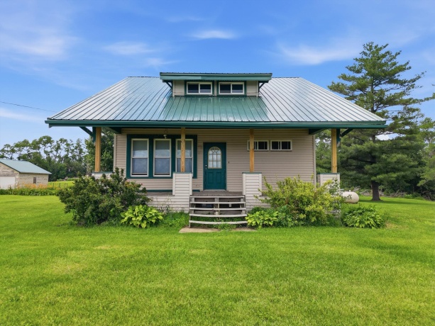2283 2750, Kewanee, Illinois 61443, 4 Bedrooms Bedrooms, ,2 BathroomsBathrooms,House,For Sale,2750,202603645