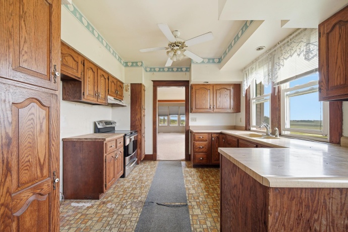 2283 2750, Kewanee, Illinois 61443, 4 Bedrooms Bedrooms, ,2 BathroomsBathrooms,House,For Sale,2750,202603645