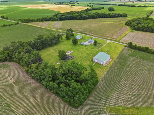 2283 2750, Kewanee, Illinois 61443, 4 Bedrooms Bedrooms, ,2 BathroomsBathrooms,House,For Sale,2750,202603645