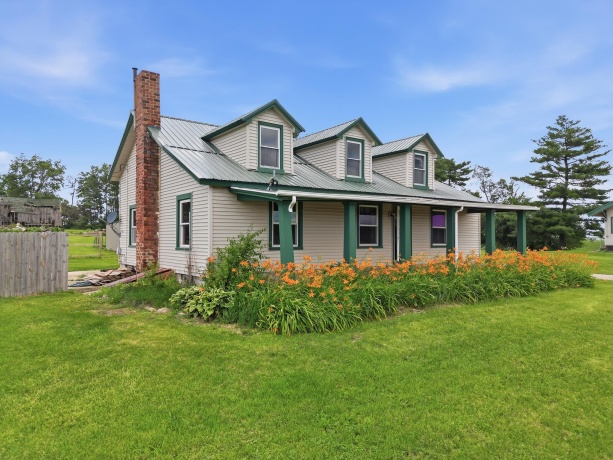 2283 2750, Kewanee, Illinois 61443, 4 Bedrooms Bedrooms, ,2 BathroomsBathrooms,House,For Sale,2750,202603645