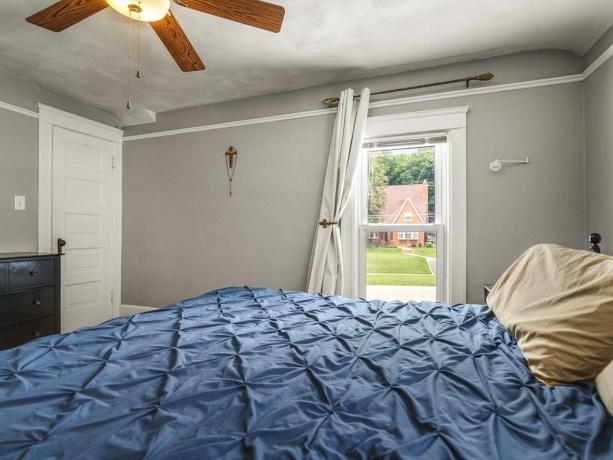 1239 Lincoln, FREEPORT, Illinois 61032, 3 Bedrooms Bedrooms, ,2 BathroomsBathrooms,House,For Sale,Lincoln,202603646