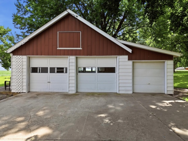 210 Main, COLETA, Illinois 61081, 4 Bedrooms Bedrooms, ,1 BathroomBathrooms,House,For Sale,Main,202603648