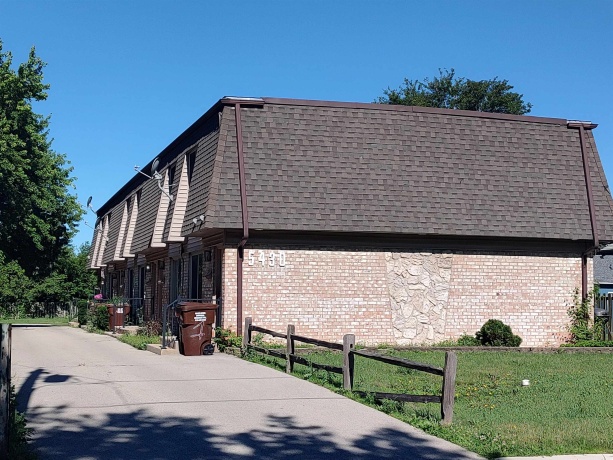 5430 Dale, LOVES PARK, Illinois 61111, ,5+ Units,For Sale,Dale,202603653