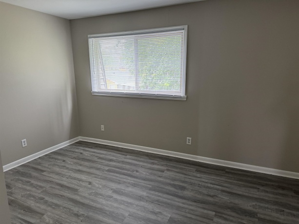 5430 Dale, LOVES PARK, Illinois 61111, ,5+ Units,For Sale,Dale,202603653