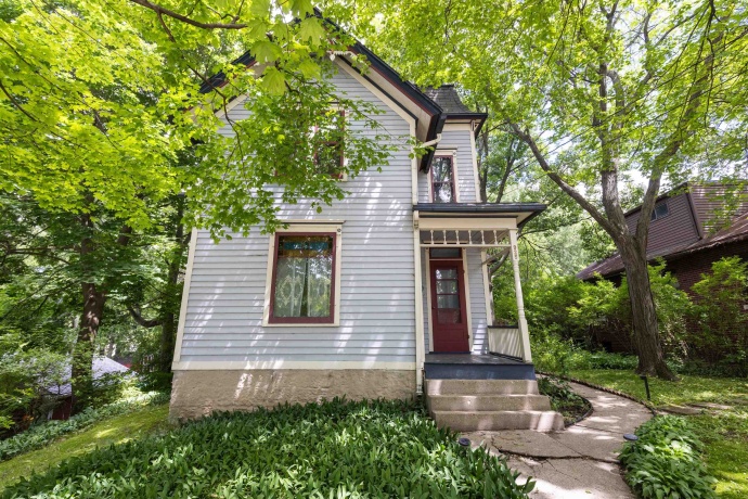 925 C, ROCKFORD, Illinois 61107, 3 Bedrooms Bedrooms, ,1 BathroomBathrooms,House,For Sale,C,202603655