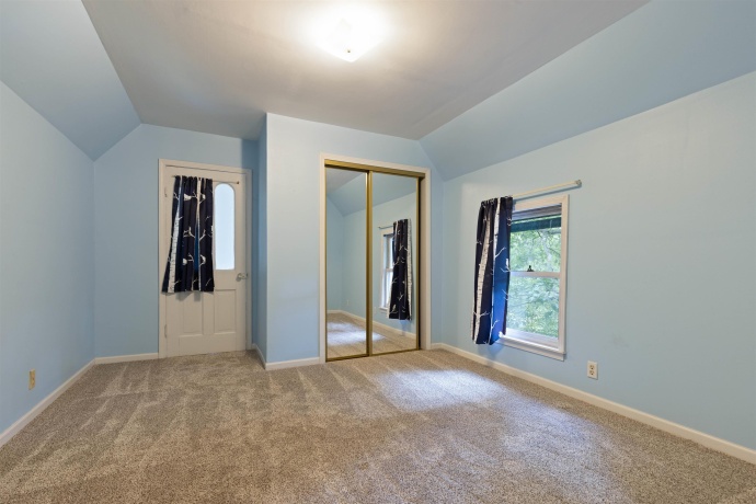 925 C, ROCKFORD, Illinois 61107, 3 Bedrooms Bedrooms, ,1 BathroomBathrooms,House,For Sale,C,202603655