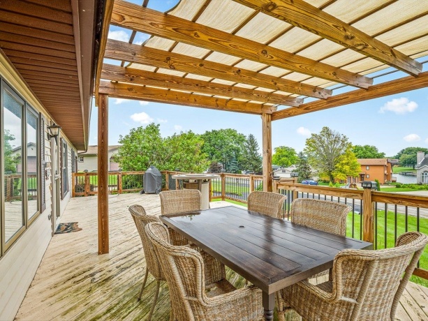 63 delbourne, LAKE SUMMERSET, Illinois 61019, 3 Bedrooms Bedrooms, ,2 BathroomsBathrooms,House,For Sale,delbourne,202603657