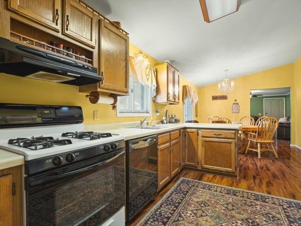63 delbourne, LAKE SUMMERSET, Illinois 61019, 3 Bedrooms Bedrooms, ,2 BathroomsBathrooms,House,For Sale,delbourne,202603657