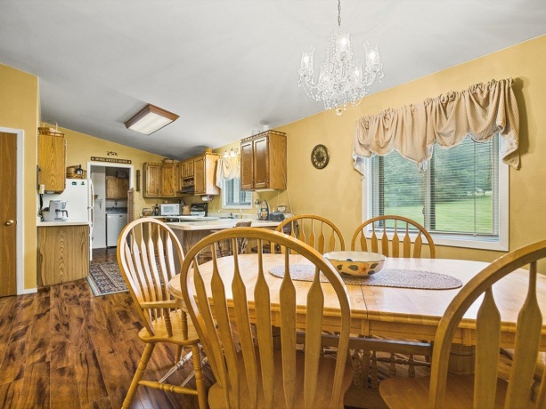 63 delbourne, LAKE SUMMERSET, Illinois 61019, 3 Bedrooms Bedrooms, ,2 BathroomsBathrooms,House,For Sale,delbourne,202603657